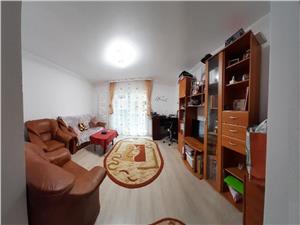 Apartament trei camere  zona Coressi