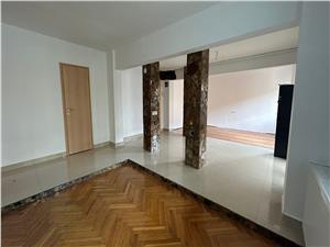 Apartament trei camere zona Grivitei