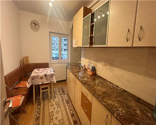 Apartament trei camere zona Faget