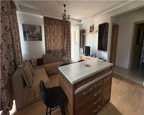 Apartament trei camere zona Blumana