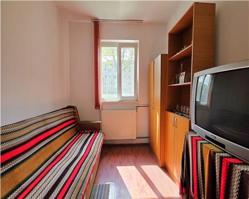 Comision 0%, Camera Florilor, Lamaitei