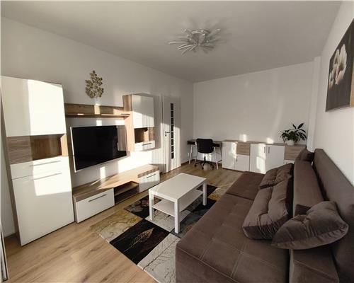 Apartament doua camere Alphaville - Intrare Racadau